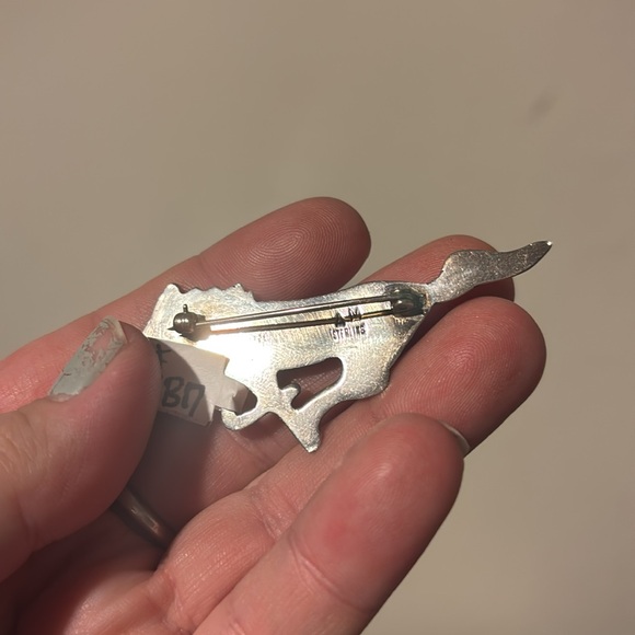 Sterling Silver Horse Pin - Picture 2 of 2